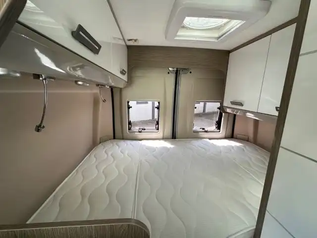 CHAUSSON V 594 S Road-Line VIP